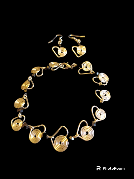 Gold Heart Bracelet with matching earrings
